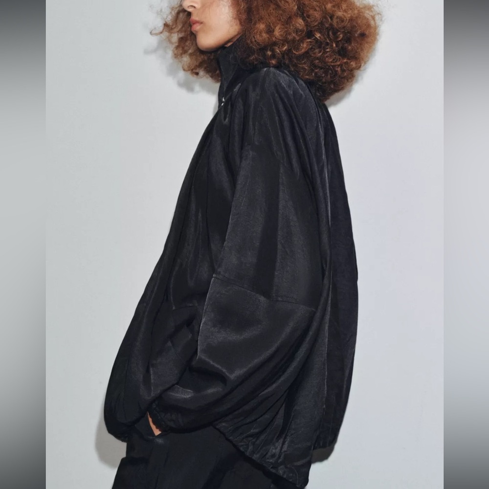 Zara ZW COLLECTION FLUID BOMBER JACKET